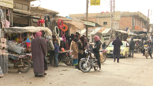 Video: Nádej a strach v sýrskych oblastiach prevzaté od síl Video: Nádej a strach v sýrskych oblastiach prevzaté od síl SDF | Kurdi
