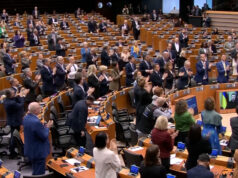 Video: Ukrajinský Zelenskyj zožal potlesk od Európskeho parlamentu | politika Video: Ukrajinský Zelenskyj zožal potlesk od Európskeho parlamentu | politika