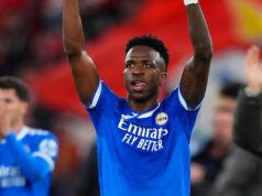 Vinicius Jr je skvelý hráč a neuveriteľný vodca – je silný, zatiaľ čo iní sú slabí Vinicius ml