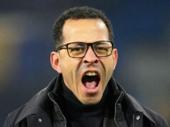 Víťaz Zlatej lopty sa ponúka Blues v prestupovom „zemetrasení“ uprostred zúrivých sporov Víťaz Zlatej lopty sa ponúka Blues v prestupovom „zemetrasení“ uprostred zúrivých sporov