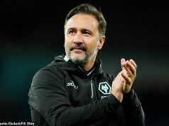 Vitor Pereira súhlasí s tým, že sa stane štvrtým manažérom Nottingham Forest v sezóne, keďže bývalý šéf Wolves má za úlohu viesť tím Evangelosa Marinakisa do bezpečia. Vitor Pereira sa má stať štvrtým manažérom Nottinghamu Forest v sezóne
