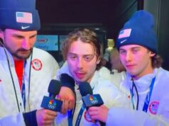 Vlastenecká hokejová hviezda USA kričí v rozhovore s americkými jednotkami po tom, ako porazila Kanadu a vyhrala zlato Quinn Hughes poďakoval americkým vojakom v rozhovore o zisku hokejového zlata