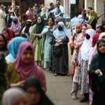 Voliči sa hrnú do volebných miestností, keď sa v Bangladéši konajú významné voľby | Bangladéšske voľby 2026