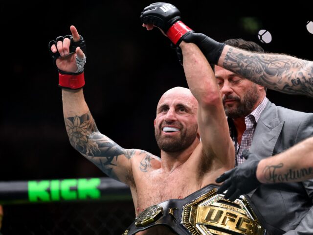 Volkanovski vyhral obhajobu titulu v perovej váhe proti Lopesovi na Volkanovski vyhral obhajobu titulu v perovej váhe proti Lopesovi na UFC 325 | Novinky o zmiešaných bojových umeniach