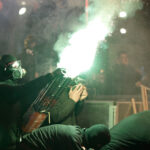 Výbuchy a ohňostroje na protivládnych protestoch v Albánsku | politika