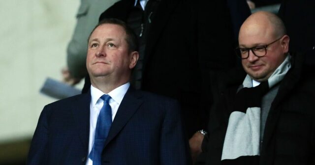 Výdavky Mikea Ashleyho vo výške 176 miliónov ₤ pred rekvizíciou v Sheffield Wednesday|Futbal|Športová aktivita 
