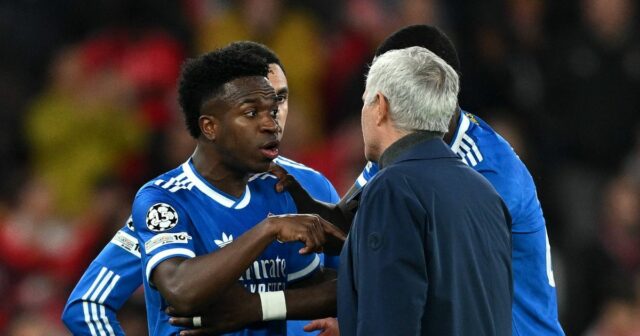 Mark Clattenburg ako rozhodca Baller League