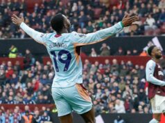 Výzva o titul Aston Villa sa skončila, keďže sa bez úspechu vracajú do budúcnosti Výzva o titul Aston Villa sa skončila, keďže sa bez úspechu vracajú do budúcnosti