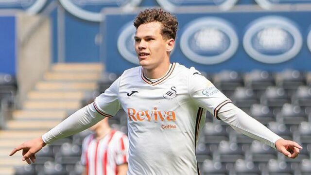 Wales má za cieľ zažiariť – a to isté robí aj mladík Woodward
