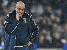 West Ham priznáva, že musí predať hráčov a v alarmujúcom vyhlásení oznamuje OBROVSKÉ straty Nuno Espirito Santo sa prizerá