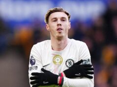 Wolves 1-3 Chelsea: Cole Palmer vylúčil špekulácie dôrazným hetrikom v Molineux – no trápenie jedného hráča Chelsea sa naďalej prehlbuje, píše KIERAN GILL Cole Palmer predviedol svoju typickú „chladnú“ oslavu, keď dosiahol hetrik proti Wolves