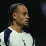 Xavi Simons počas zápasu Tottenhamu Hotspur