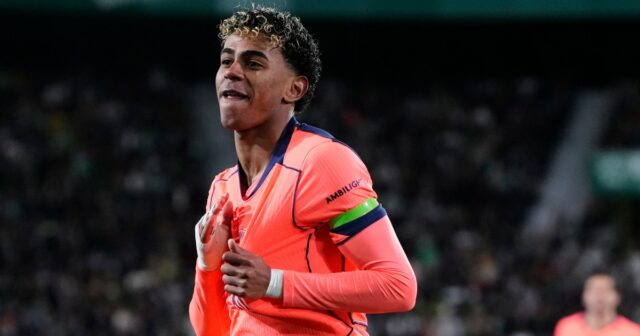 Yamal skóroval, keď Barcelona vyhrala na ihrisku Elche a predĺžila Yamal skóroval, keď Barcelona vyhrala na ihrisku Elche a predĺžila vedenie La Ligy | Futbalové správy