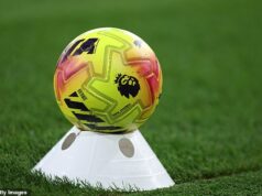 Žaloba proti známemu manažérovi klubu Premier League obvinenému zo sexuálneho zneužívania tínedžera je stiahnutá Činiteľovi Premier League bolo zrušené občianske konanie proti nemu pre údajné sexuálne zneužívanie