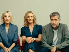 Zápas dňa stráca 10 percent divákov, ale šéfovia BBC oslavujú „fantastický úspech“ Gabby Logan (C) s kolegom Zápas dňa hostí Kelly Cates a Mark Chapman