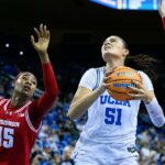 Ženy UCLA bleskovo zasiahli Wisconsin na Senior Day, vyhrali 21. miesto v rade