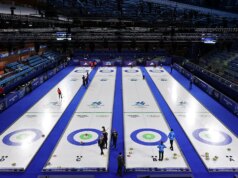 Zimné olympijské hry curling zasiahnutý výpadkom prúdu, oneskorením prúdu Zimné olympijské hry curling zasiahnutý výpadkom prúdu, oneskorením prúdu