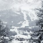 Husté sneženie viedlo vo štvrtok k zrušeniu prvého tréningu ženského zjazdového lyžovania na Zimných olympijských hrách v Miláne v Cortine.