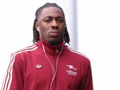 Zostavy Arsenalu verzus Wigan sa rozhodli ako 16-ročné štarty a Eberechi Eze sa dohodol Boh ti žehnaj