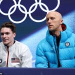 Benoit Richaud (vpravo) je choreografom 16 rôznych krasokorčuliarov na zimných olympijských hrách