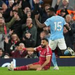 Slot bol nahnevaný rozhodnutím nefaulovať Salaha po tom, čo sa zdalo, že ho Guehi stiahol k zemi – šéf Liverpoolu tvrdil, že mu bola odopretá jasná príležitosť na strelenie gólu