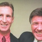 Joey Jones z Liverpoolu vybehol z tunela počas sezóny 1976/77 na Anfielde