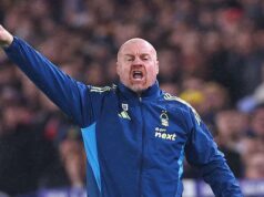 „Zmeny musí urobiť majiteľ“ – Dyche pod veľkým dohľadom Sean Dyche reaguje počas remízy s Wolverhampton Wanderers