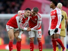 11 hviezd Arsenalu, ktoré by mohli byť predané ako Andrea Berta, dáva jasne najavo prioritu prestupu LONDÝN, ANGLICKO - 26. NOVEMBRA: Andrea Berta, športový riaditeľ Arsenalu, sleduje pred fázou MD5 zápasu Ligy majstrov UEFA 2025/26 medzi Arsenal FC a FC Bayern Mníchov na Arsenal Stadium 26. novembra 2025 v Londýne v Anglicku. (Foto Alex Burstow/Arsenal FC cez Getty Images)