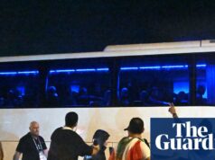 5 účastníčok iránskej ženskej futbalovej skupiny, ktorá sa zjavne snaží zostať v Austrálii|Ženský futbal „Zachráňte naše dievčatá“: podpora zobrazená iránskym hráčkam po odchode z ženského Ázijského pohára – video