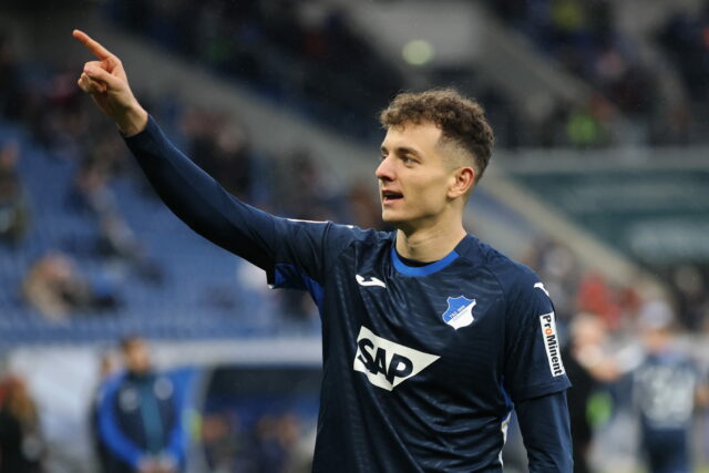 Agent bundesligového útočníka potvrdzuje kontakty Barcelony Agent bundesligového útočníka potvrdzuje kontakty Barcelony