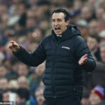 Zverenci Unaia Emeryho cestujú v nedeľu do Manchestru United, čo je masívny zápas v honbe za miestom v Lige majstrov, ale na domácej pôde idú do zápasu v zlej forme.