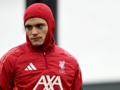 Aktualizácia zranení Floriana Wirtza ako manažéra Liverpoolu Arne Slota, ktorý uvádza časový harmonogram návratu Florian Wirtz z Liverpoolu