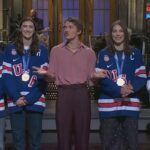 Conor Storrie privítal víťazov zlatých medailí z mužského a ženského hokejového tímu USA