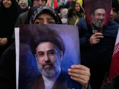 Americký prezident Hegseth tvrdí, že nový najvyšší iránsky vodca Mojtaba Chamenei utrpel zranenia | Americko-izraelská vojna proti Iran News Americký prezident Hegseth tvrdí, že nový najvyšší iránsky vodca Mojtaba Chamenei utrpel zranenia | Americko-izraelská vojna proti Iran News