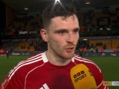 Andy Robertson ukazuje skutočné farby odkazom Milošovi Kerkezovi a šéfom prestupov Liverpoolu Andy Robertson