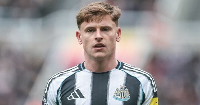 Anglicko povolalo Harveyho Barnesa ako hviezdu Arsenalu po mizérii na Carabao Cupe | Futbal | Šport
