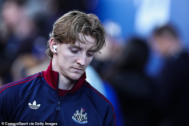 Anthony Gordon opätuje „úplný NEZMYSEL“ od Alana Shearera a Wayna Anthony Gordon napadol Alana Shearera a Wayna Rooneyho za šírenie „úplného nezmyslu“