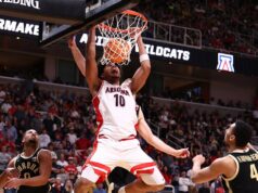 Arizona udeľuje vstupenku do mužského finále Final Four Arizona udeľuje vstupenku do mužského finále Final Four