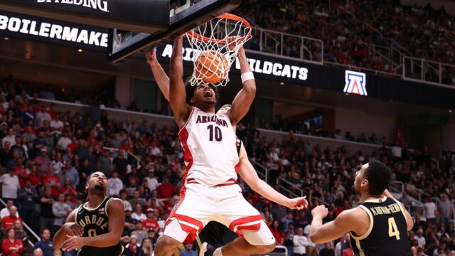 Arizona udeľuje vstupenku do mužského finále Final Four Arizona udeľuje vstupenku do mužského finále Final Four
