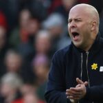 Arne Slot kritizoval za tri rozhodnutia bývalej hviezdy Liverpoolu | Futbal | Šport