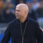 Arne Slot priznáva, že je pod „tlakom“, keďže kvalifikácia UCL je nevyhnutnosťou