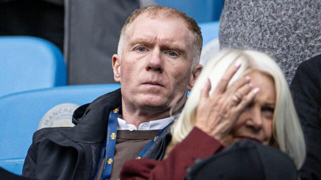 Arsenal: Scholes menuje hviezdu len preto, aby „zachránil svoju sezónu“, ako odhalili pochmúrne predpovede
