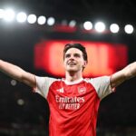 LONDÝN, ANGLICKO - 17. marca: Declan Rice z Arsenalu oslavuje strelenie druhého gólu svojho tímu počas zápasu osemfinále 2. kola Ligy majstrov UEFA 2025/20 medzi Arsenal FC a Bayer 04 Leverkusen na štadióne Arsenal 17. marca 2026 v Londýne v Anglicku. (Foto: Stuart MacFarlane/Arsenal FC cez Getty Images)