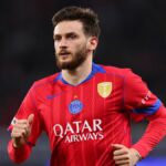 Superhviezda Paris Saint-Germain Khvicha Kvaratskhelia bola spájaná s prestupom do Arsenalu