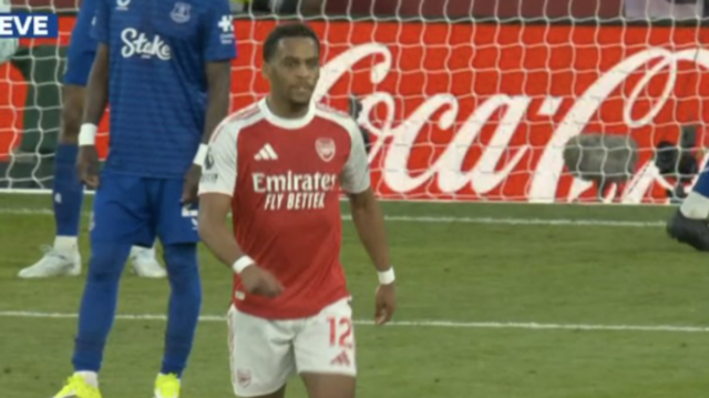 Arsenal zasadil obrovský úder Premier League, keď Jurrien Timber odkulhal Jurrien TImber