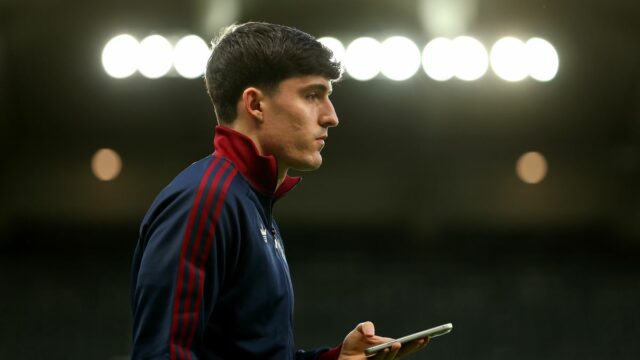 Arsenal bol spájaný s prestupom obrancu Newcastlu United Tina Livramenta toto leto.