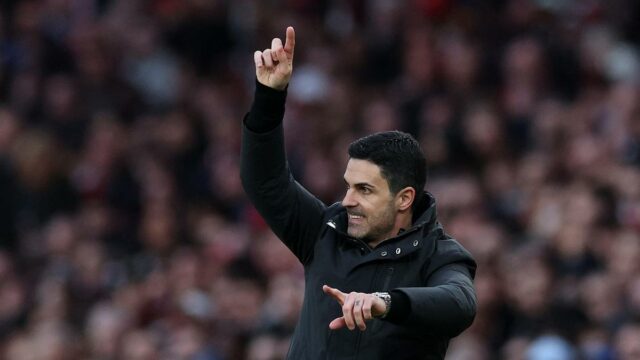 Arteta pokrčí ramenami kritiku nad štandardnou taktikou Arsenalu Arteta pokrčí ramenami kritiku nad štandardnou taktikou Arsenalu