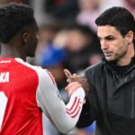 Arteta povedal, že je čas na zmenu pozície Saka po tom, čo kapitán Gunners načechrá svoje línie na výstave vo Wembley