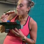 Aryna Sabalenka dostala po víťazstve na Miami Open hotdog „Golden Glizzy“