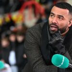 Ashley Cole preberá prvú manažérsku úlohu a nasleduje Fabregasovu cestu